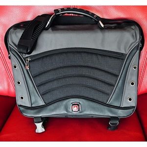 SwissGear by Wenger Exclusive
